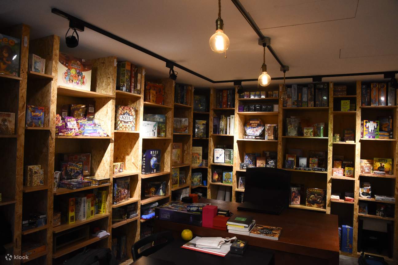growlifeboardgamecafe-mrtdongmenstation